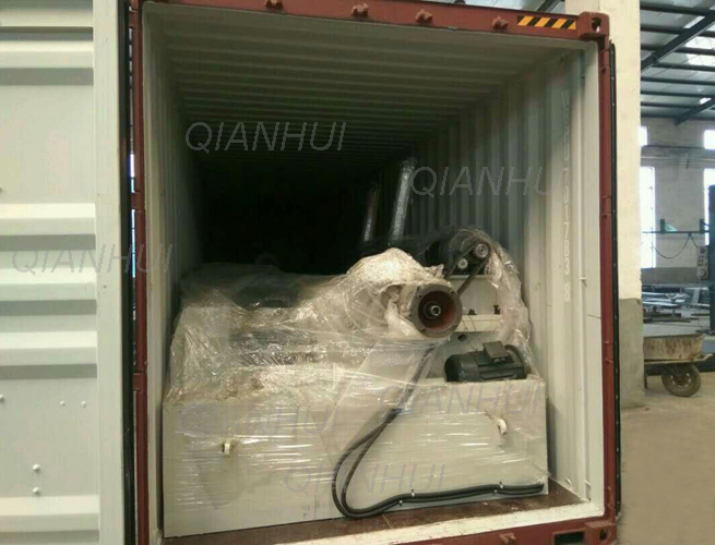 1507686447263857.jpg veneer peeling machine.jpg