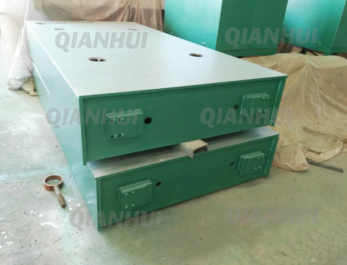 hot press machine for plywood.jpg